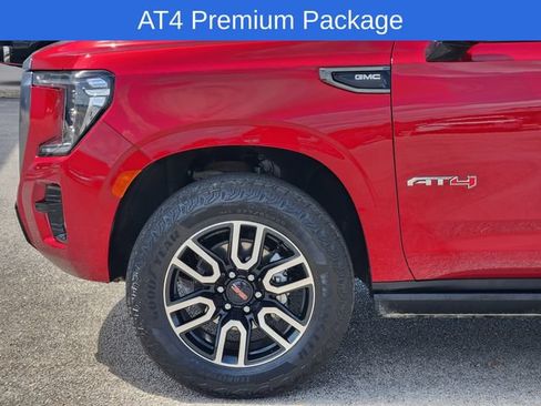 Used 2024 GMC Yukon AT4 w/ AT4 Premium Package AWD/4WD image 4
