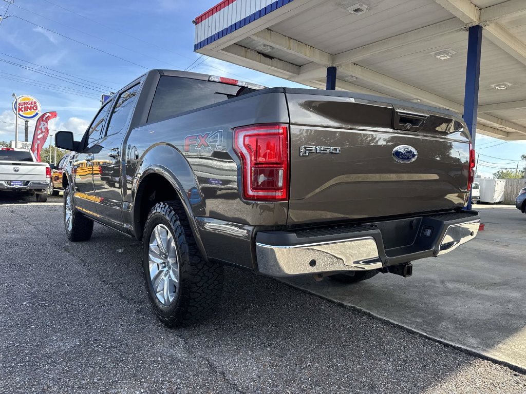 Used 2015 Ford F150 Lariat w/ Equipment Group 502A Luxury AWD/4WD image 6