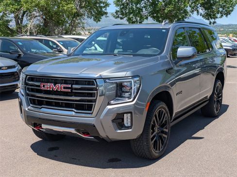Used 2022 GMC Yukon AT4 image 8