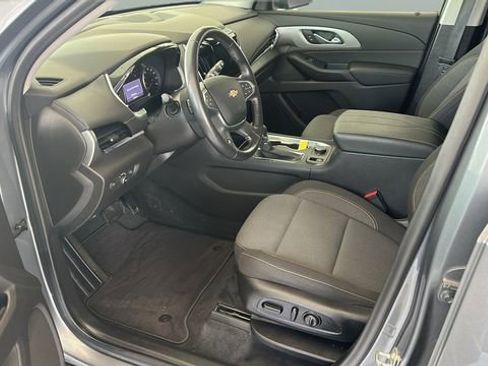 Used 2021 Chevrolet Traverse LT AWD/4WD image 7