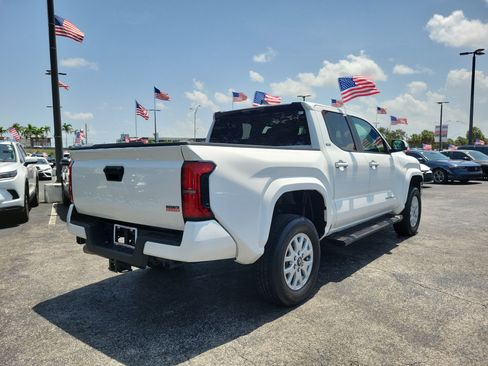 Used 2024 Toyota Tacoma SR5 RWD image 12