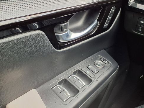 Used 2023 Honda CR-V EX-L image 10