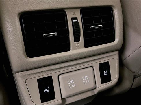 Used 2019 Subaru Outback 2.5i Limited image 32