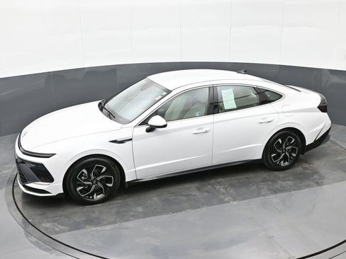 Certified 2025 Hyundai Sonata SEL image 33
