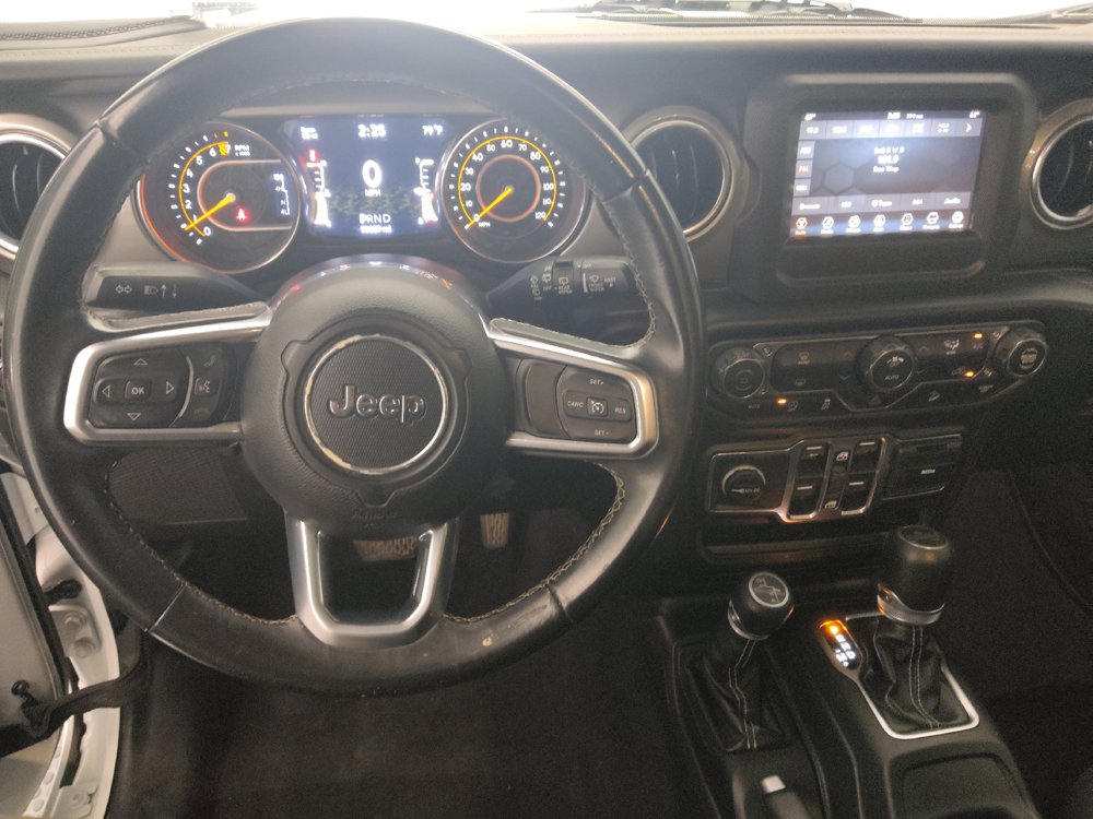Used 2019 Jeep Wrangler Unlimited Sahara AWD/4WD image 22