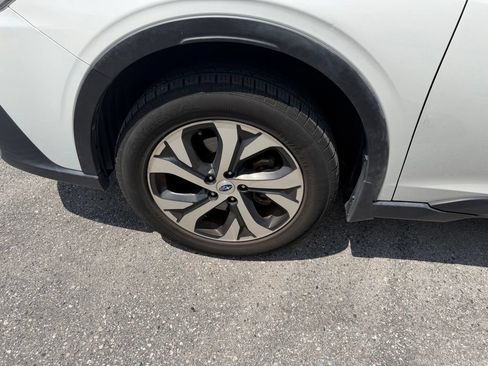 Used 2020 Subaru Outback Limited w/ Popular Package #2 AWD/4WD image 9