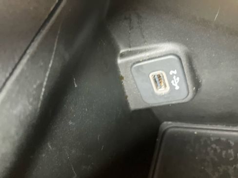 Used 2020 Jeep Gladiator Rubicon w/ Auxiliary Switch Group AWD/4WD image 37