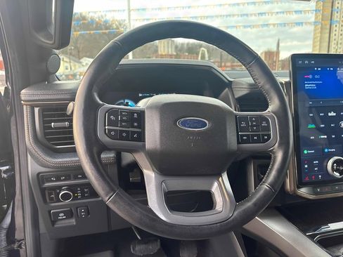 Used 2023 Ford F150 Lightning Lariat image 14