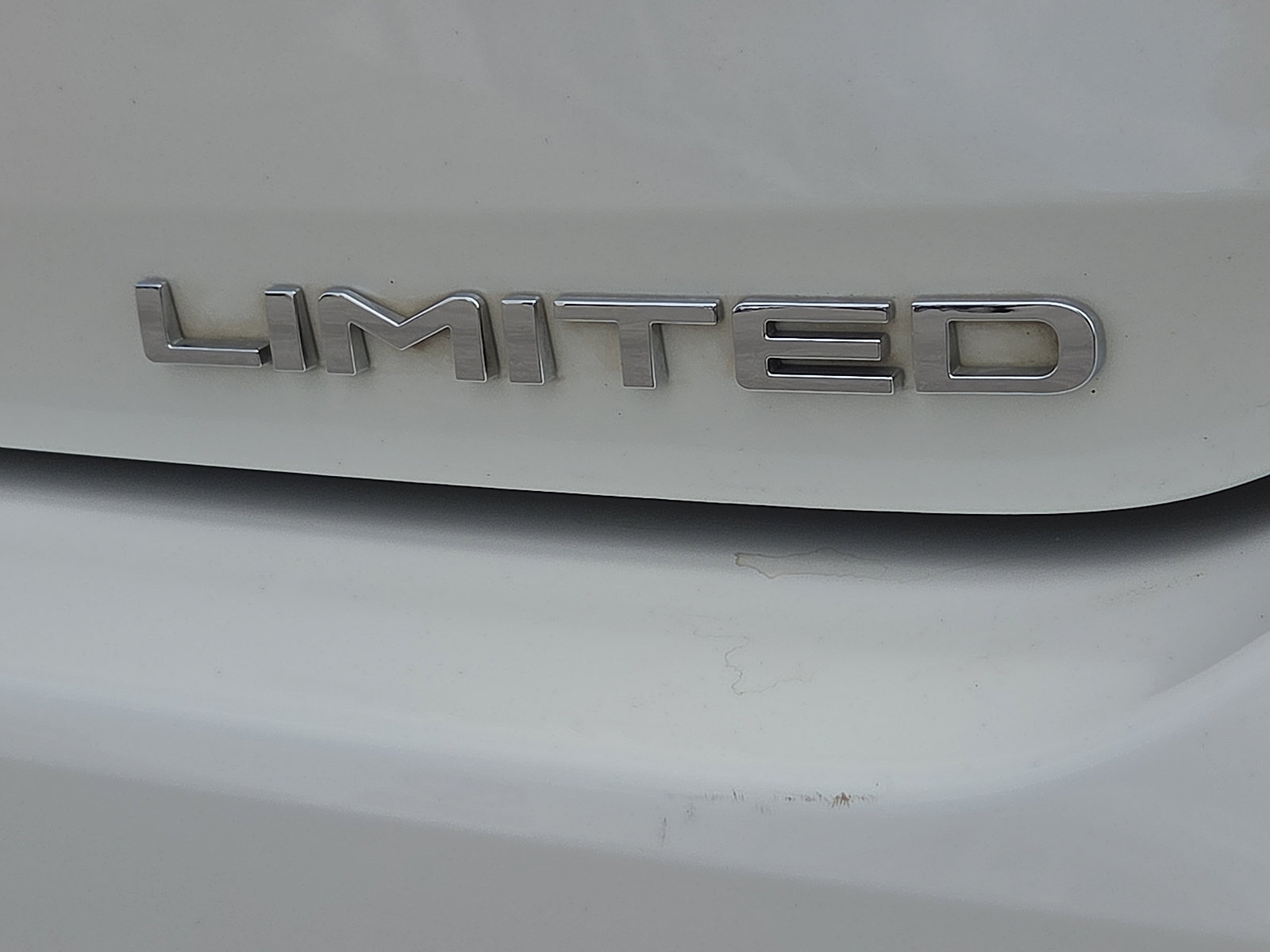 Used 2021 Toyota Highlander Limited FWD image 8