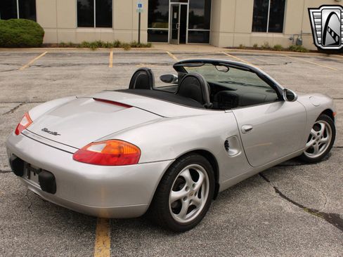 Used 1998 Porsche Boxster image 6