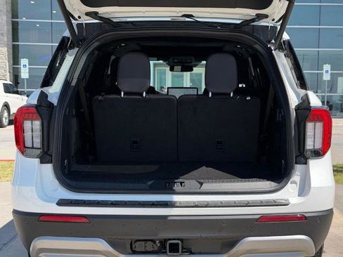 New 2026 Ford Explorer Platinum RWD image 26