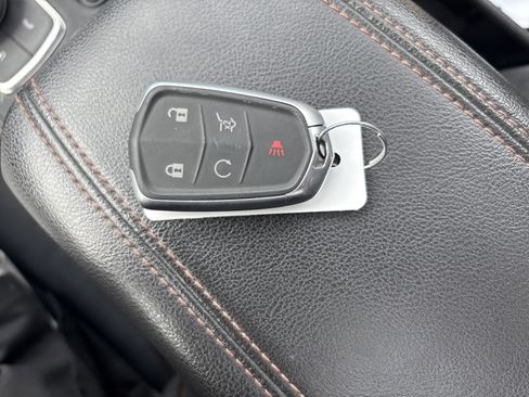 Used 2021 Cadillac XT4 Sport AWD/4WD image 36