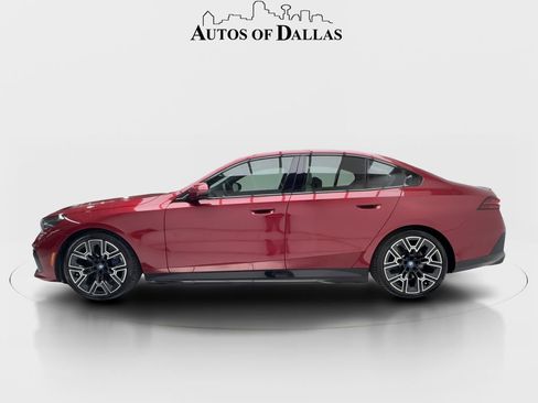 Used 2025 BMW i5 eDrive40i w/ M Sport Package RWD image 5