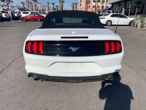Used 2023 Ford Mustang Premium image 7