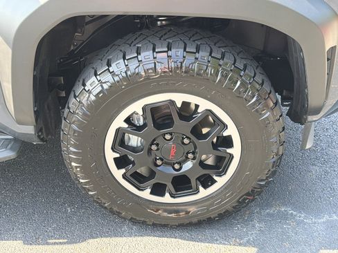 Used 2025 Toyota 4Runner TRD Off-Road Premium AWD/4WD image 12