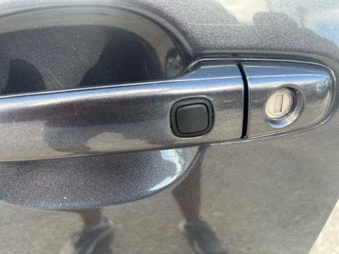 Used 2007 Toyota Camry XLE FWD image 28