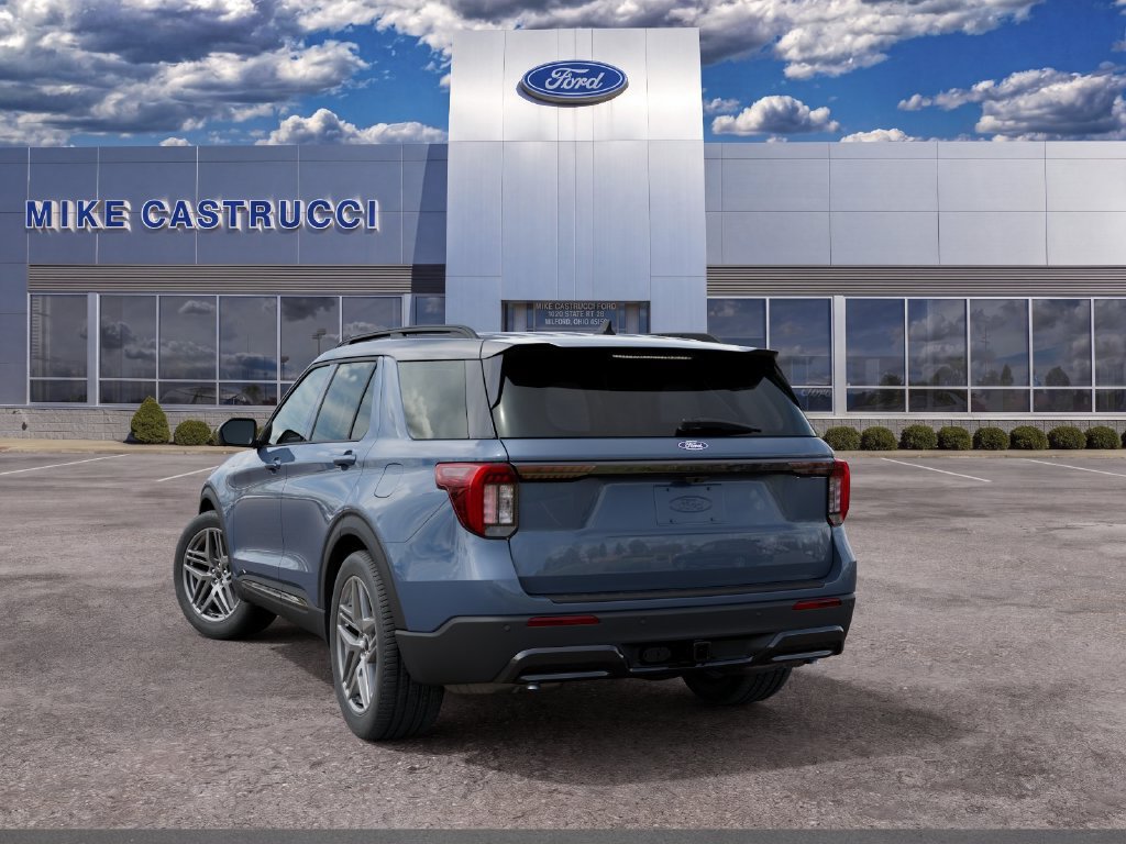 New 2027 Ford Explorer ST-Line w/ ST-Line Street Pack RWD image 8