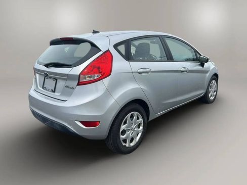 Used 2011 Ford Fiesta SE w/ 201A Rapid Spec Order Code FWD image 7