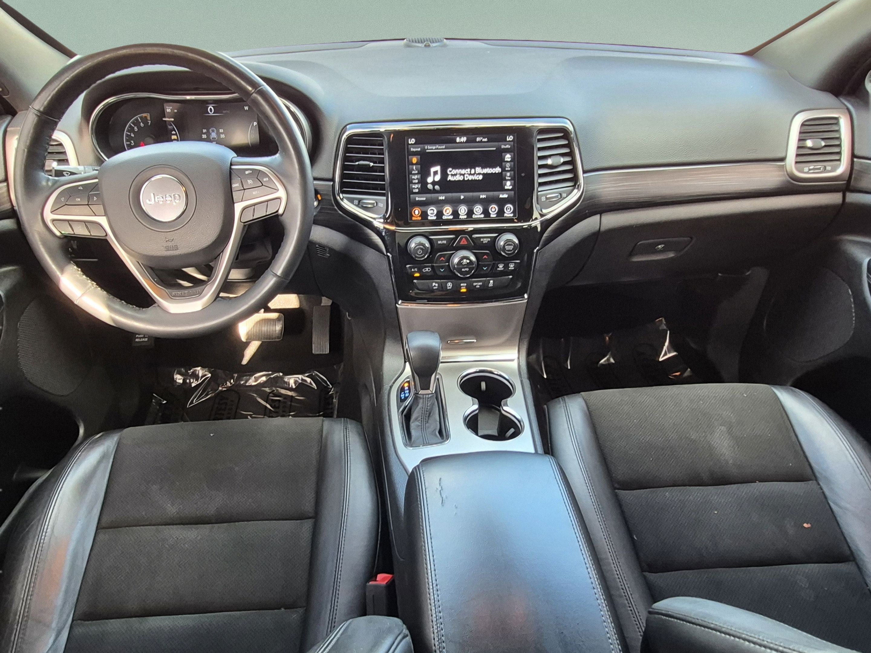 Used 2019 Jeep Grand Cherokee Altitude RWD image 11