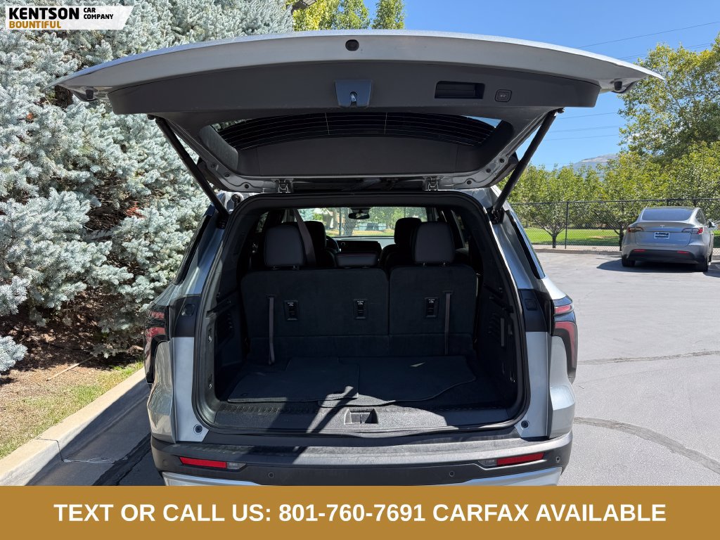 Used 2025 Chevrolet Traverse Z71 AWD/4WD image 37