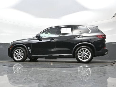 Used 2021 BMW X5 xDrive40i w/ Convenience Package AWD/4WD image 28