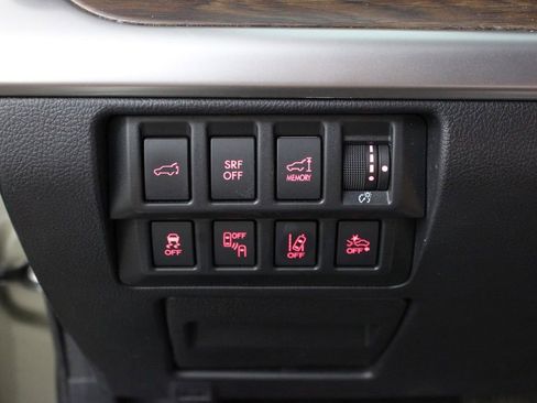 Used 2017 Subaru Outback 3.6R Touring w/ Popular Package #5A image 40