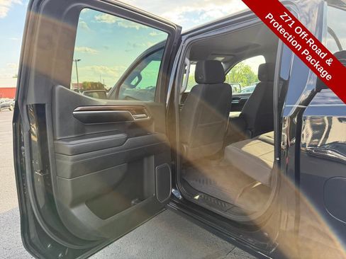 Used 2023 Chevrolet Silverado 1500 LT AWD/4WD image 33