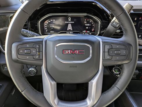 Certified 2025 GMC Sierra 2500 SLT w/ SLT Premium Package image 16