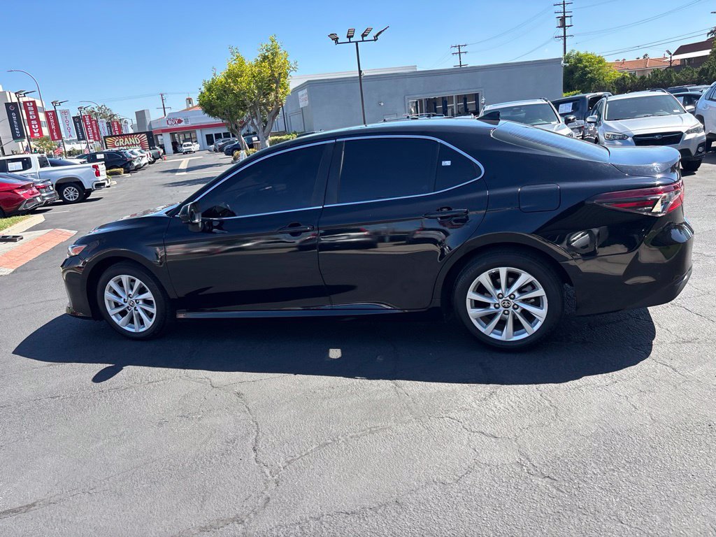 Used 2024 Toyota Camry LE w/ Convenience Package FWD image 7
