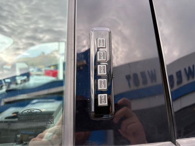 Used 2024 Ford F350 XLT w/ XLT Premium Package AWD/4WD image 11