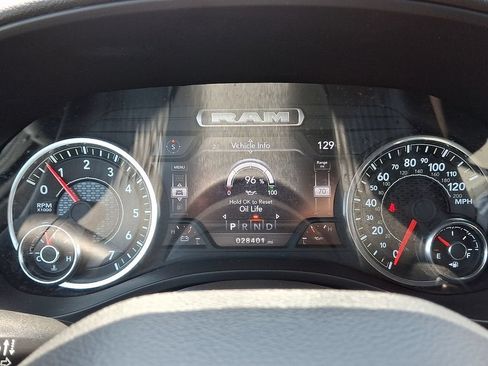 Used 2023 RAM 1500 Big Horn AWD/4WD image 20