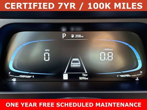 Used 2025 Hyundai Elantra Sport FWD image 27