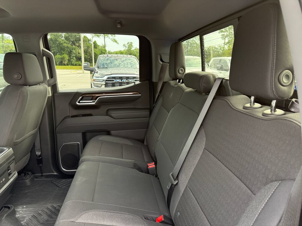 Used 2026 Chevrolet Silverado 1500 RST w/ All Star Edition Plus RWD image 11