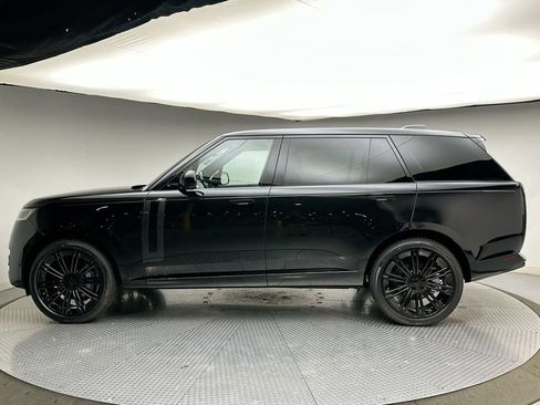 New 2026 Land Rover Range Rover Long Wheelbase SE AWD/4WD image 2