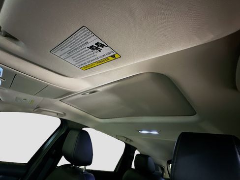 Used 2024 MAZDA CX-90 3.3 Turbo w/ Preferred Plus image 27