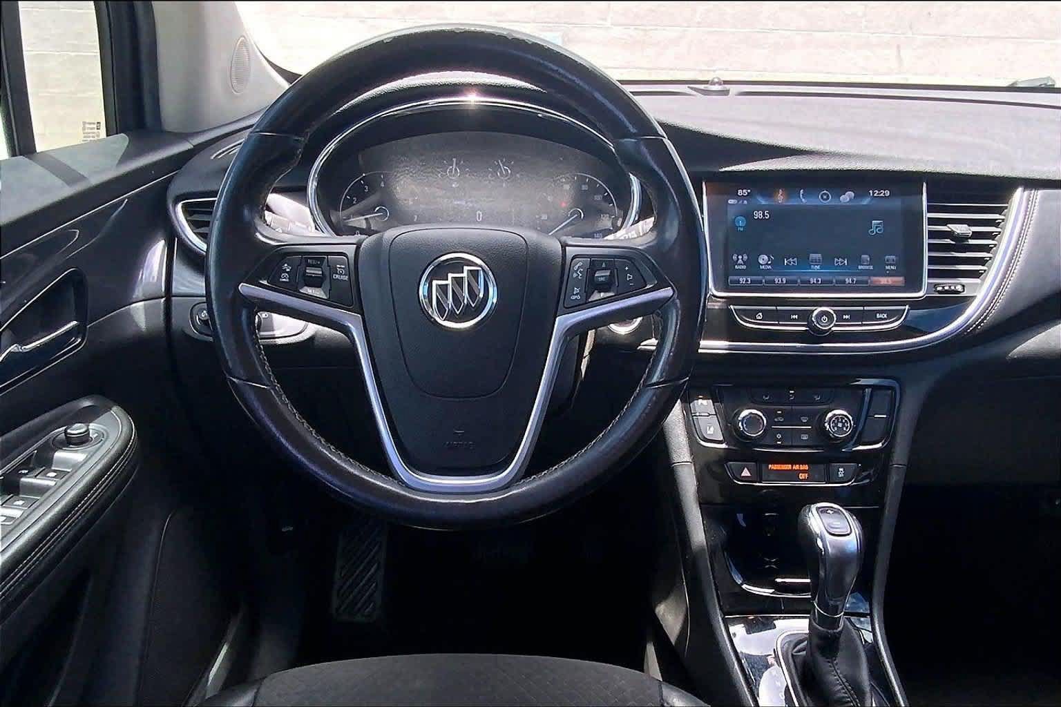 Used 2021 Buick Encore Preferred w/ Safety Package II FWD image 14