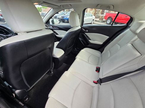 Used 2017 MAZDA MAZDA3 Grand Touring FWD image 14
