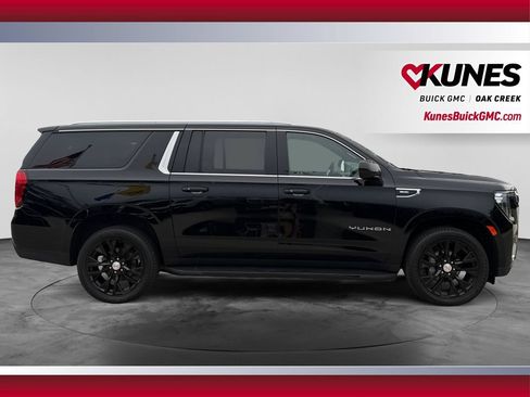Used 2021 GMC Yukon XL SLE AWD/4WD image 12