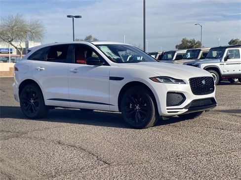 New 2025 Jaguar F-PACE R-Dynamic S image 4
