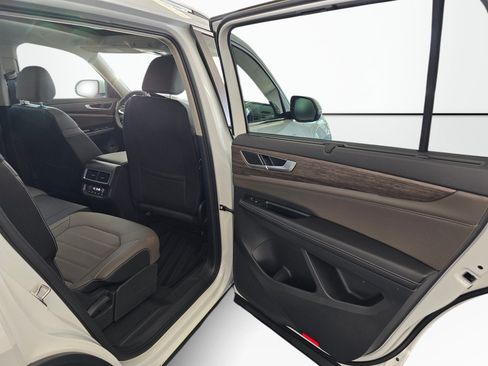 New 2026 Volkswagen Atlas SEL AWD/4WD image 37