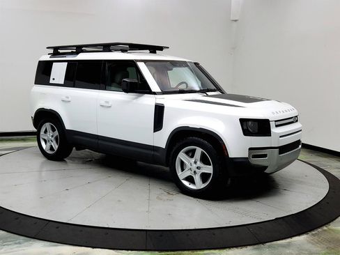 Used 2020 Land Rover Defender 110 SE AWD/4WD image 3