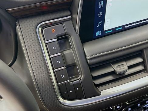 Used 2024 Chevrolet Tahoe Premier image 18