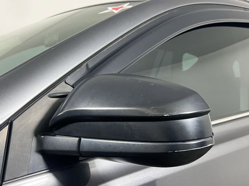 Used 2015 Toyota RAV4 LE image 12