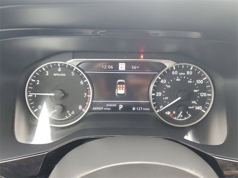 Used 2022 Nissan Pathfinder SL image 25