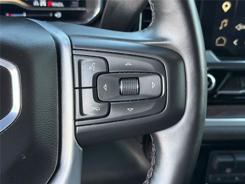 Used 2025 GMC Sierra 1500 SLT AWD/4WD image 25