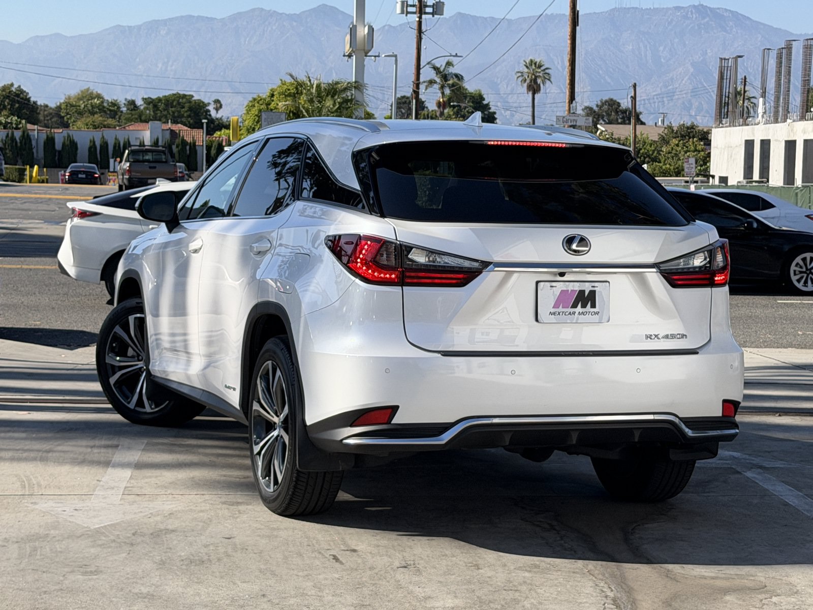 Used 2022 Lexus RX 450h AWD w/ Premium Package image 5