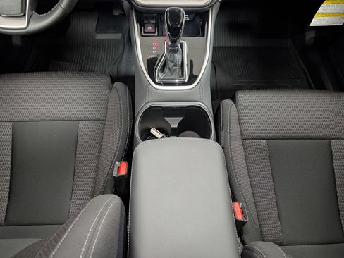 Used 2025 Subaru Outback Premium image 12