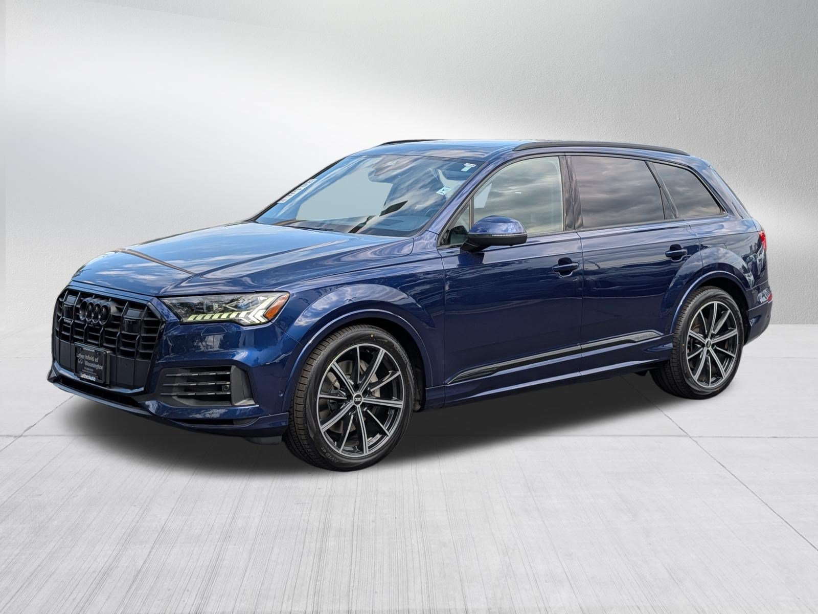 Used 2021 Audi Q7 3.0T Prestige AWD/4WD image 3