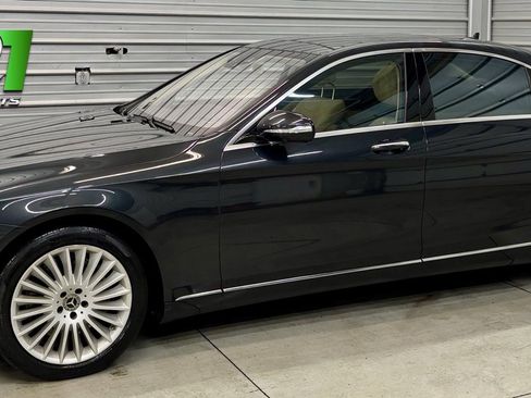 Used 2019 Mercedes-Benz S 560 4MATIC Sedan image 1