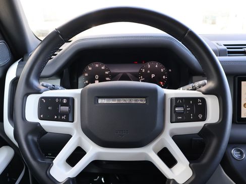 Used 2024 Land Rover Defender 110 S AWD/4WD image 18
